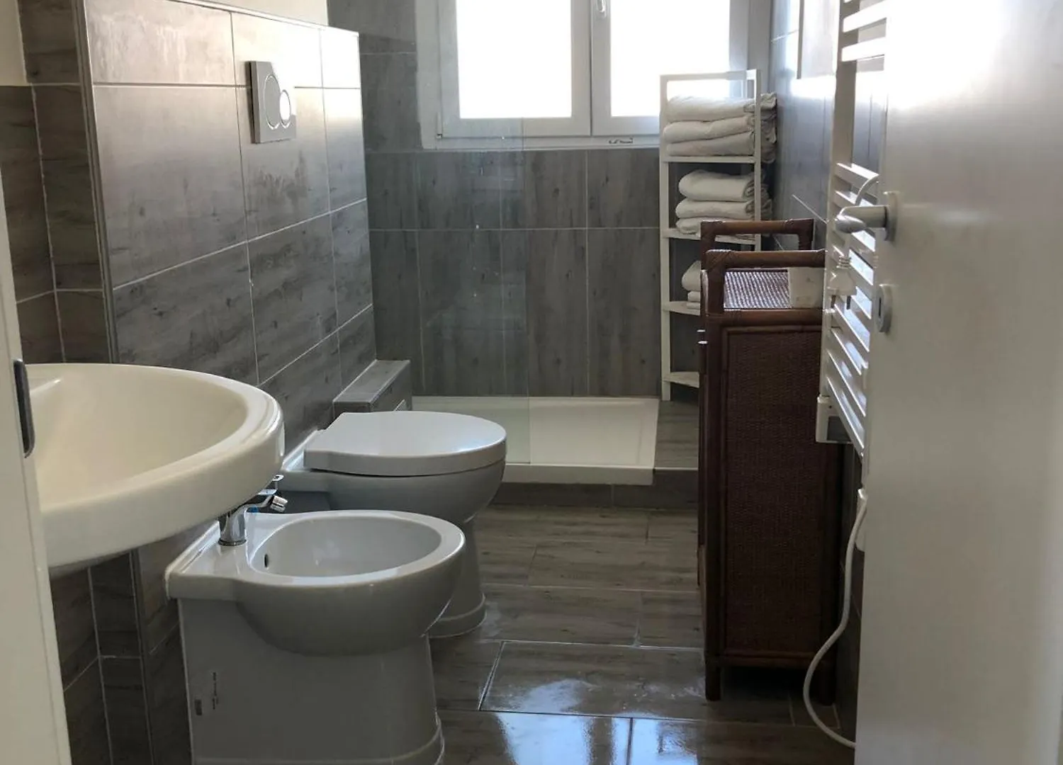 Via Mondovi 27 Guest House Rome Italy